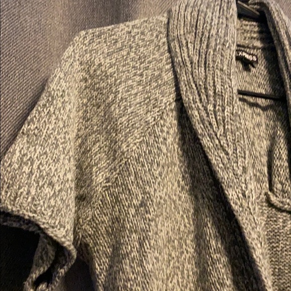 Express Cardigan - Picture 2 of 3
